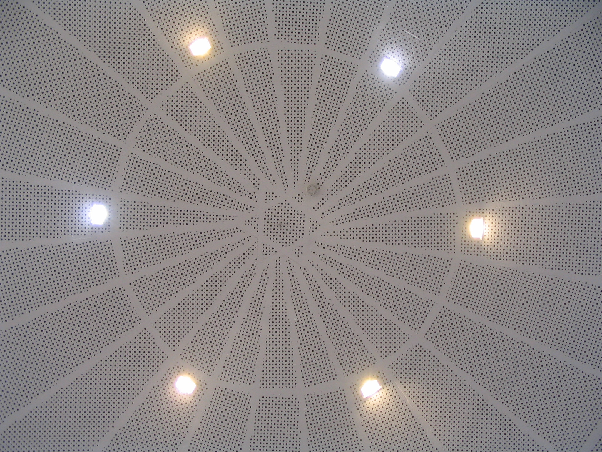 בית הכנסת בנצרים